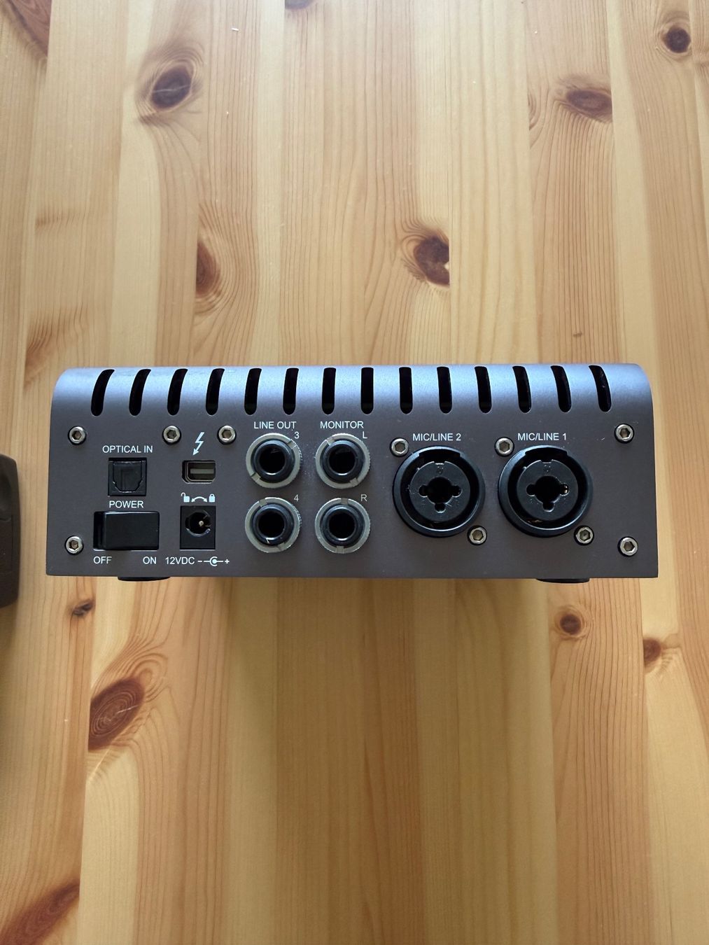 Universal Audio Attrezzatura per studi di registrazione: UA Apollo Twin MkII DUO TB + Apple Adapter & Kabel – Usato da Wetzikon ZH venduto da jen_62zf 4