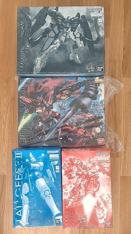 Bandai Kit di modellismo & Modellini statici: MG Gundam Wing 1/100 PB x 3 + Epyon – Nuovo e nell'imballaggio originale da Nyon venduto da Shiliu