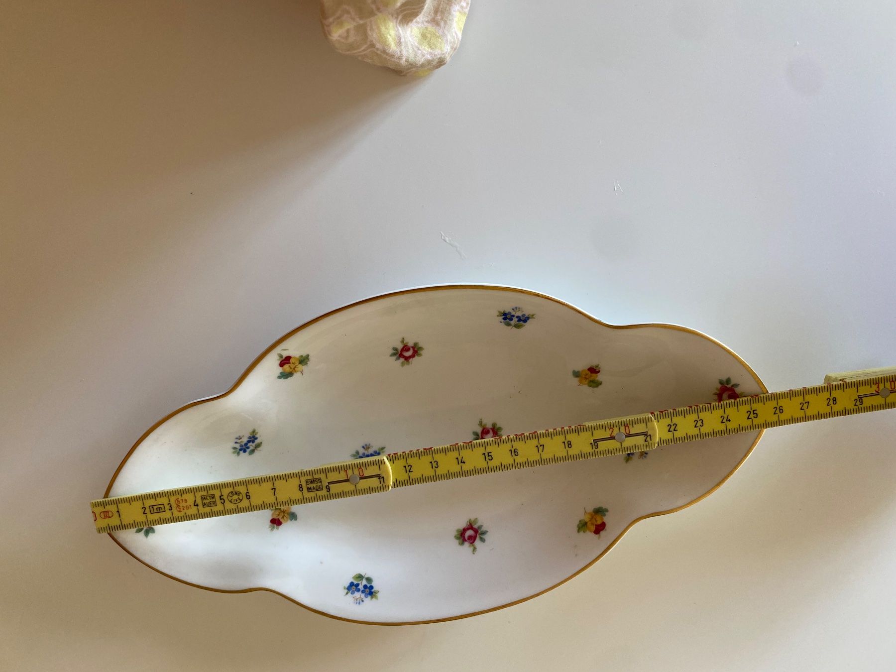 Rosenthal Ciotole: Rosenthal Schale mit Blumenmuster 24cm – Usato da Wallisellen venduto da skorpion-11 3