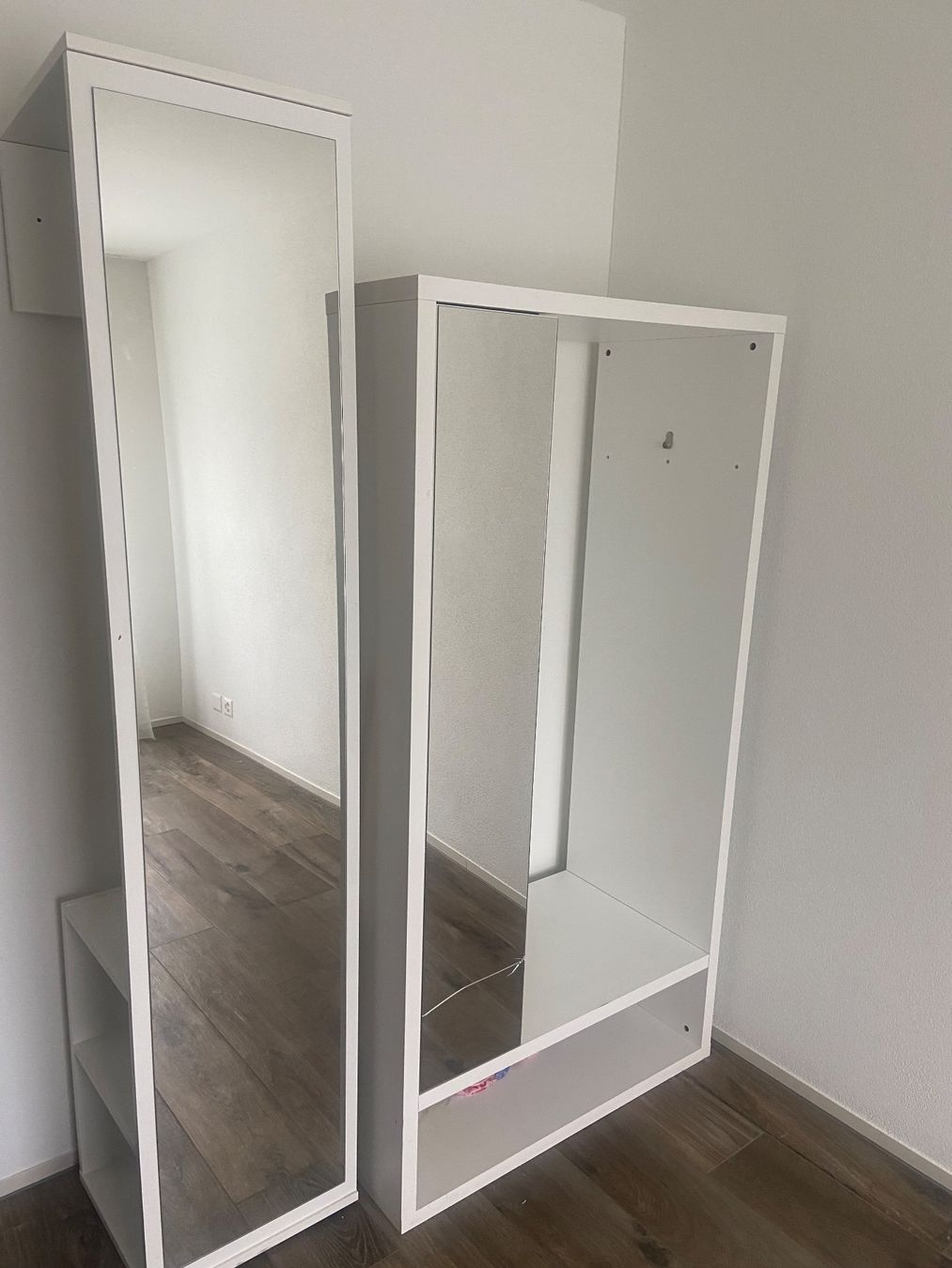 Armadi: Garderobenschrank gratis – Usato da Männedorf venduto da Pauc02