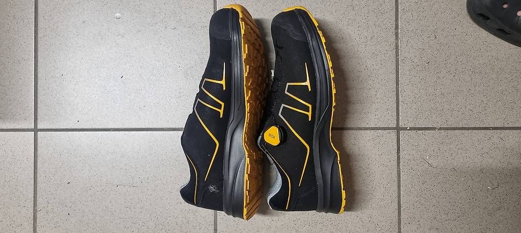 Scarpe da uomo: Scarpe da lavoro  – Usato da Camorino venduto da Fabiopu