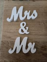Hochzeitsdeko Schriftzug Mrs & Mr weiss Holz 
