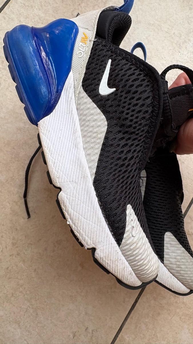 Nike Scarpe per ragazzi: Nike Schuhe Air Gr. 27.5 – Usato da Ostermundigen venduto da katant 1