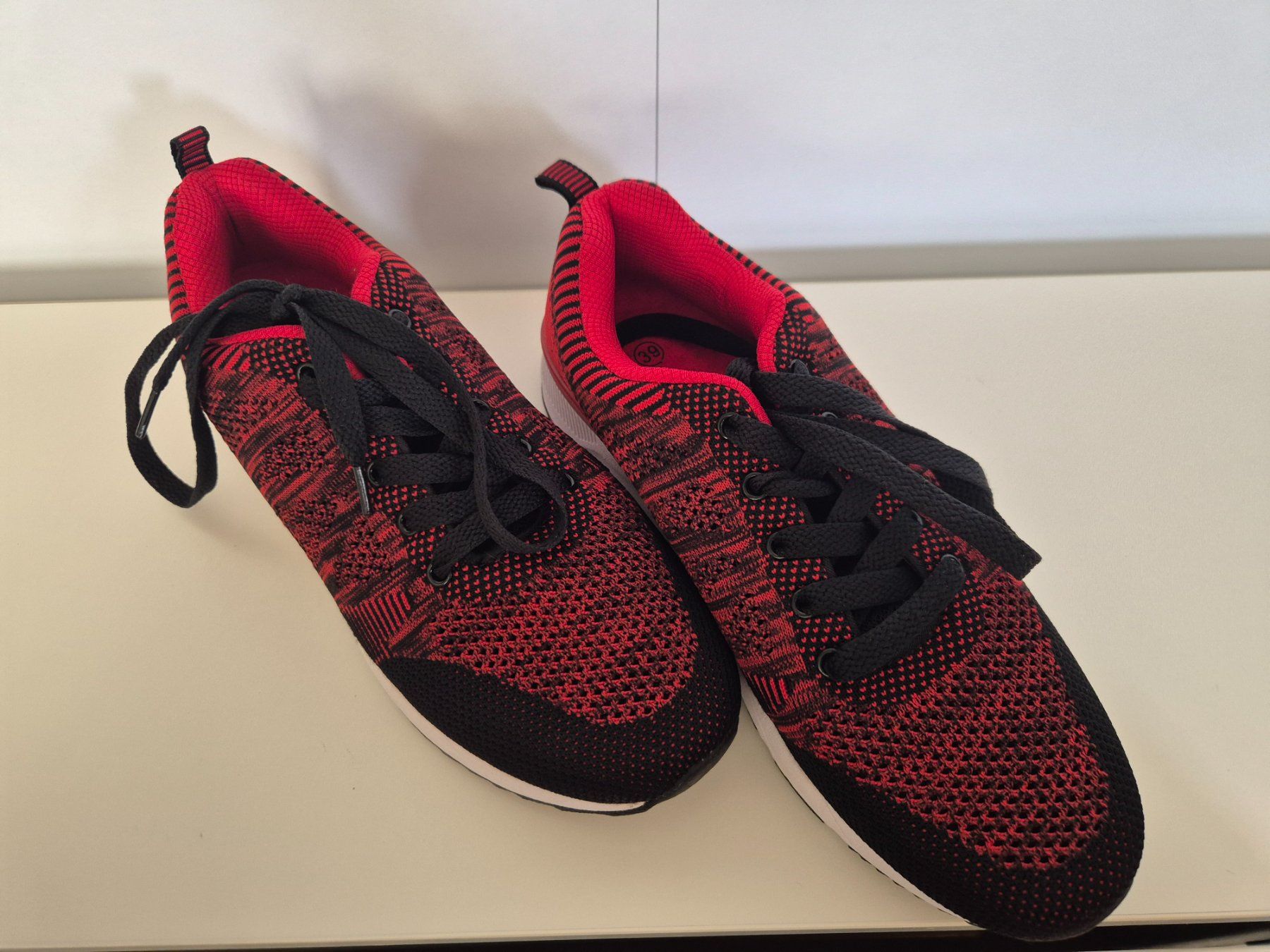 Scarpe da uomo: Hazard Turnschuhe / Sneaker 39 NEU – Nuovo e nell'imballaggio originale da Meggen venduto da Orrinka20 1