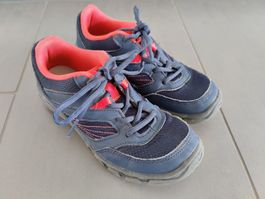 Trekking-/Outdoor-Sneaker Gr. 36 (eher 35) Navy/Coral
