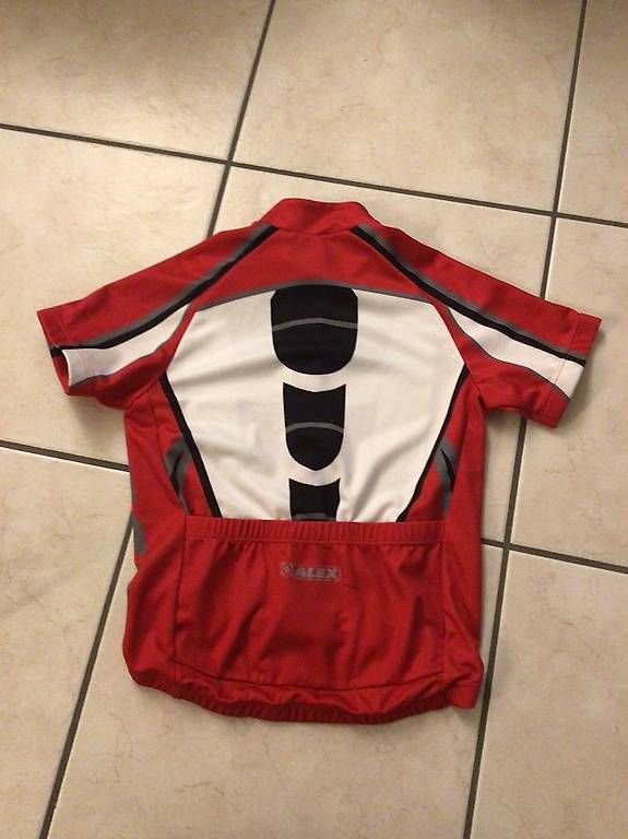 Trainer, Turnhosen & -trikots: Velotrikot Grösse 128 – Gebraucht aus Zimmerwald von wuff81 1