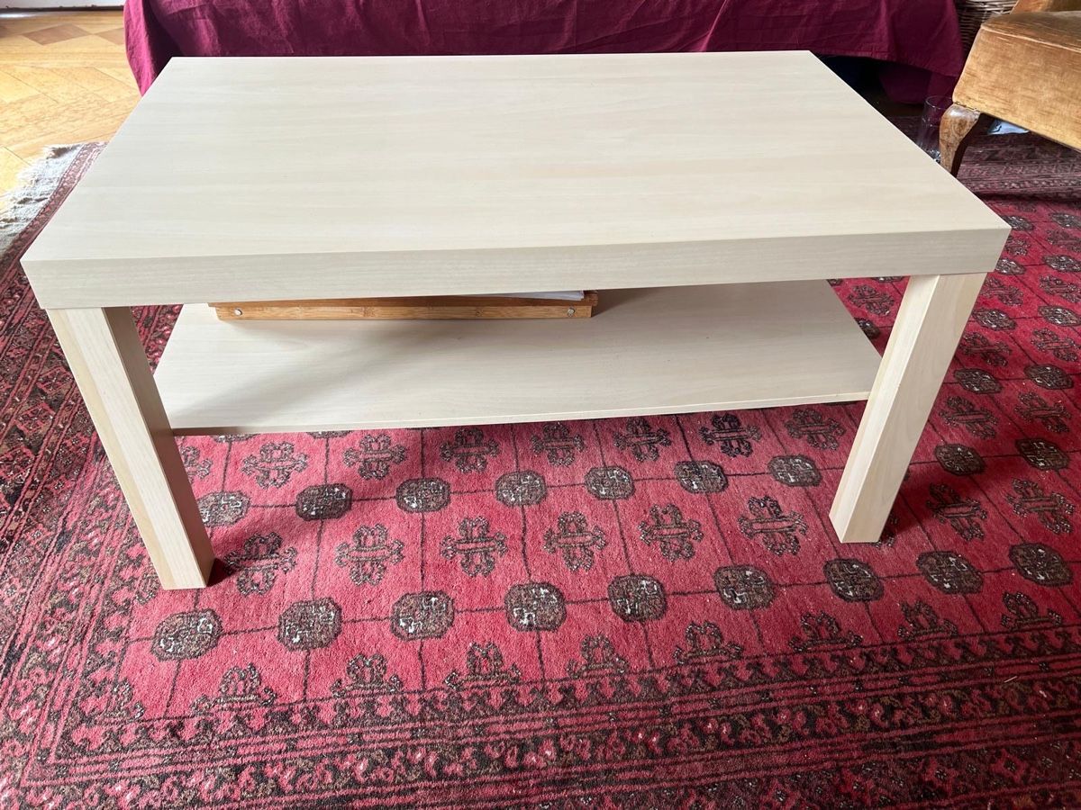 Tables: Table IKEA LACK – D'occasion à Lausanne par Balthaaaa