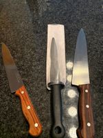 Set de  2 couteaux et aiguiseur
