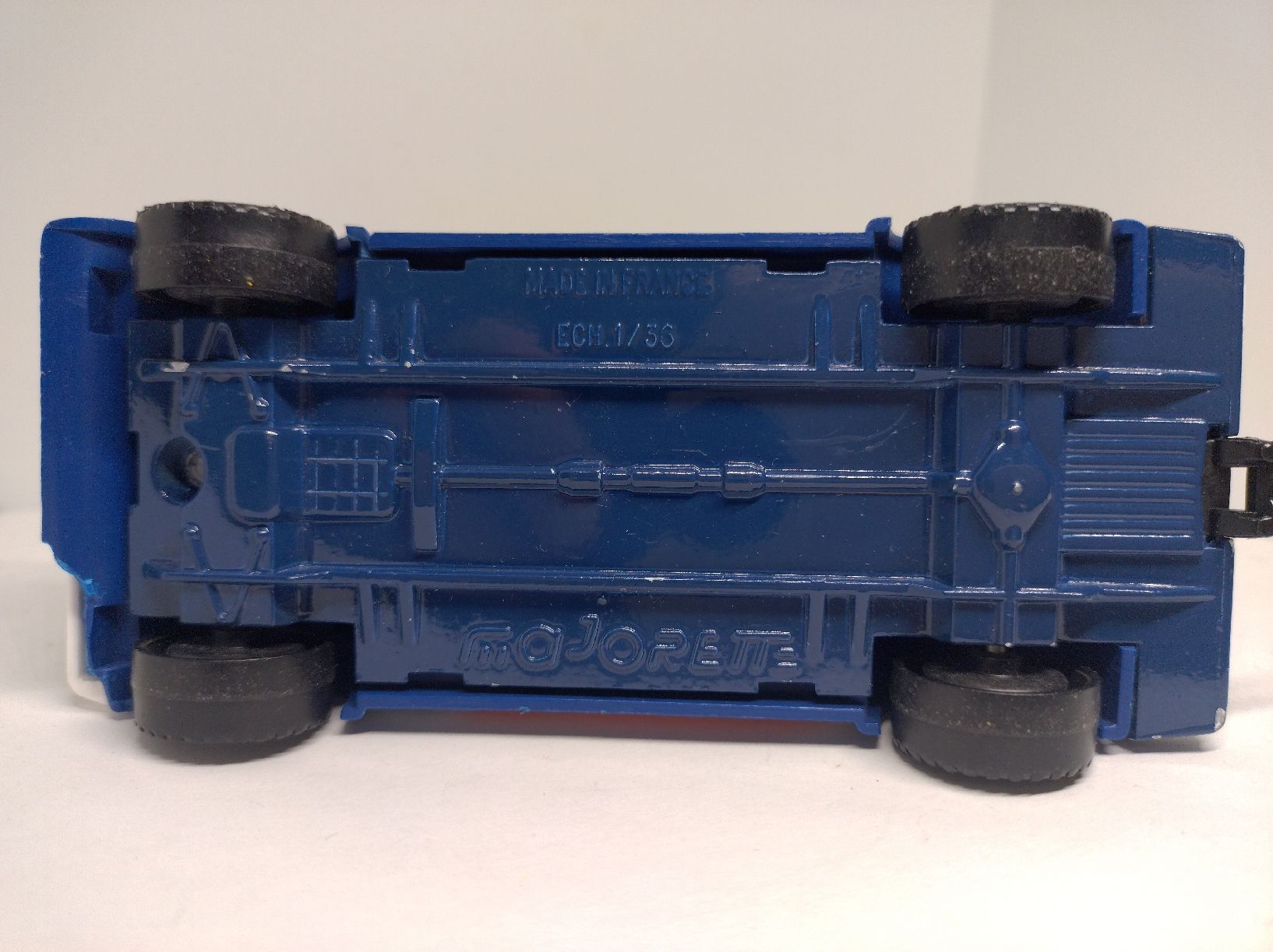 Majorette Modellautos: Majorette, ambulance 1/36 – Gebraucht aus La Chaux-de-Fonds von Pierrot8404 5