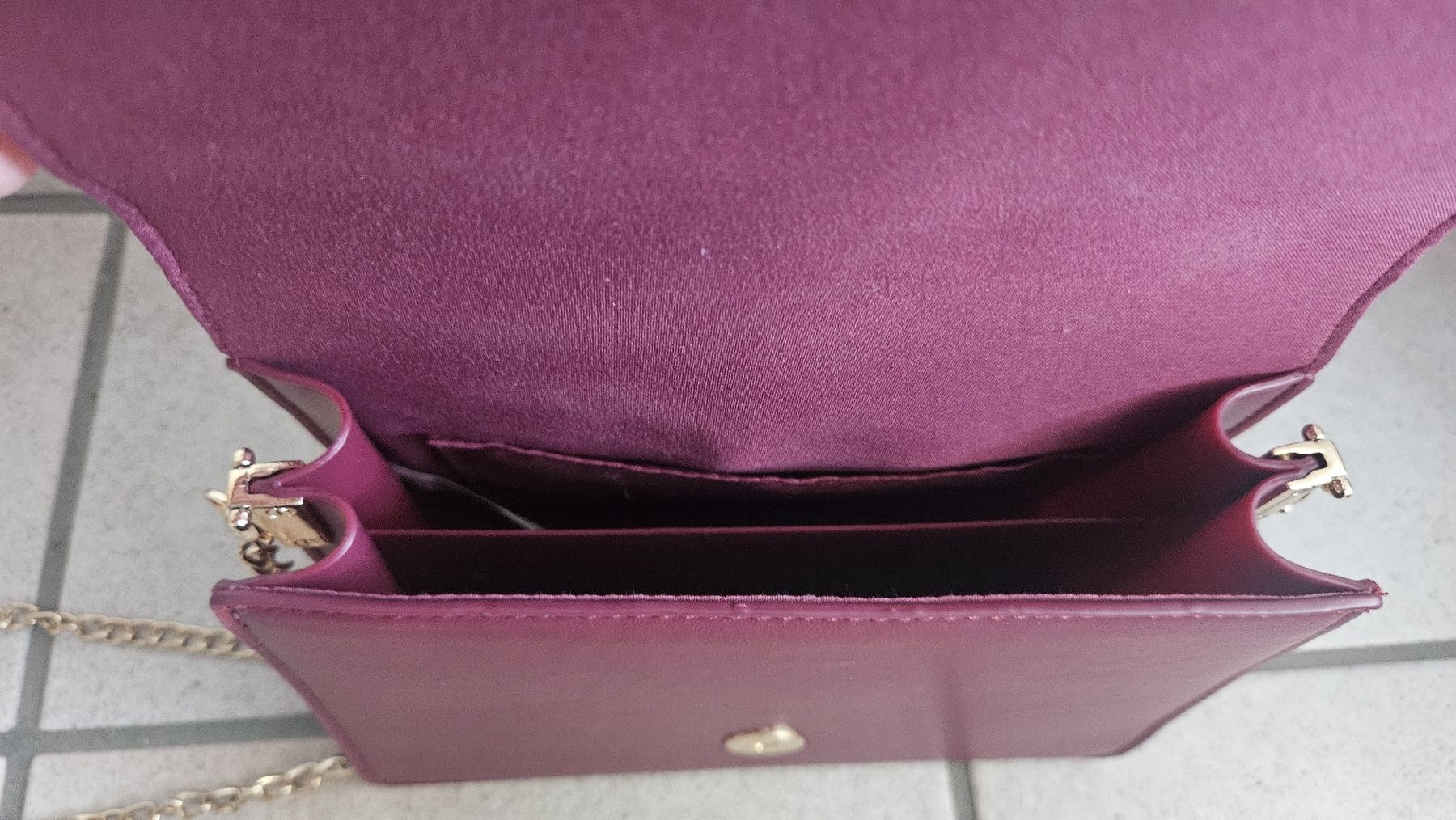 Sacs femmes: Rote Handtasche  – D'occasion à Lippoldswilen par topmodel62 5