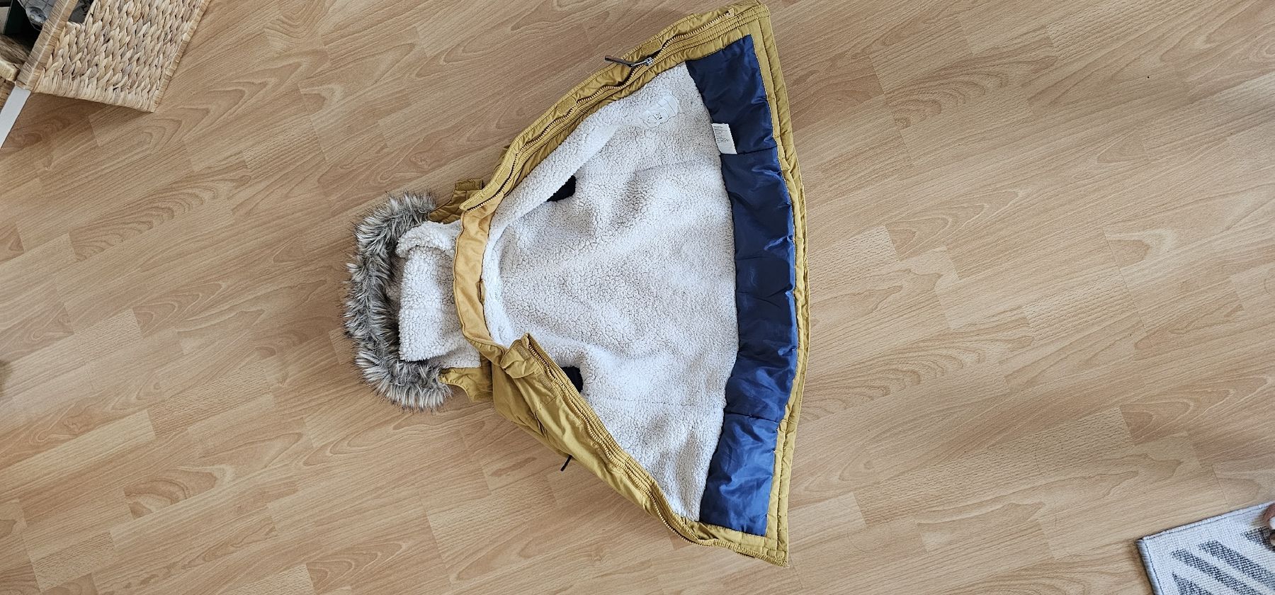 H&M Giacche & Cappotti: Dicker Winterparka Grösse 128 – Usato da Beckenried venduto da san_27bd 1