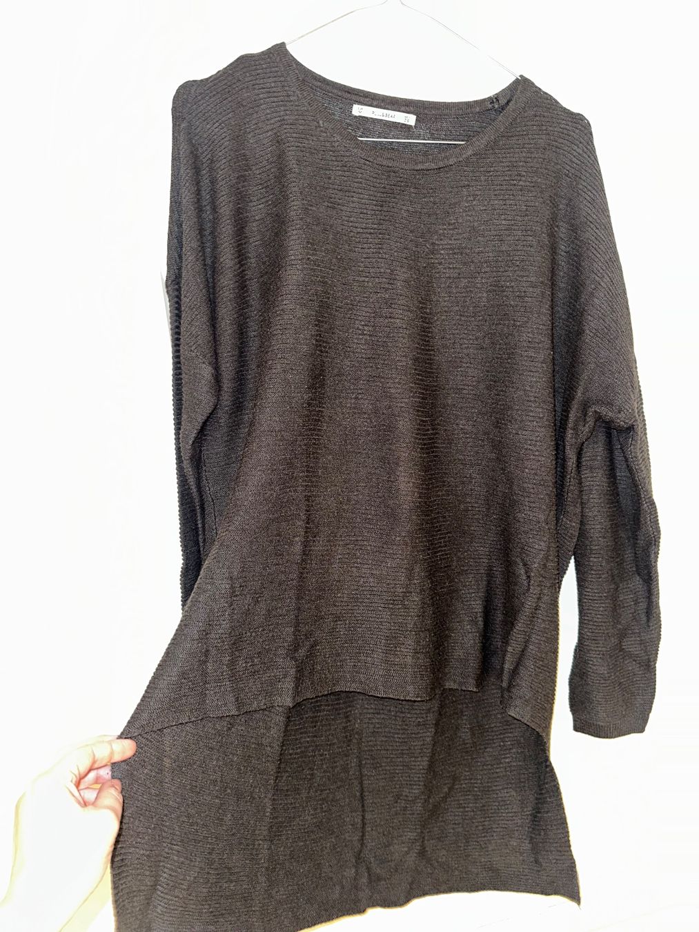 Pullover & Sweatshirts: Pull&Bear Pull Gris Femme T. M Automne/Hiver – Gebraucht aus Vevey von lua_vb2w