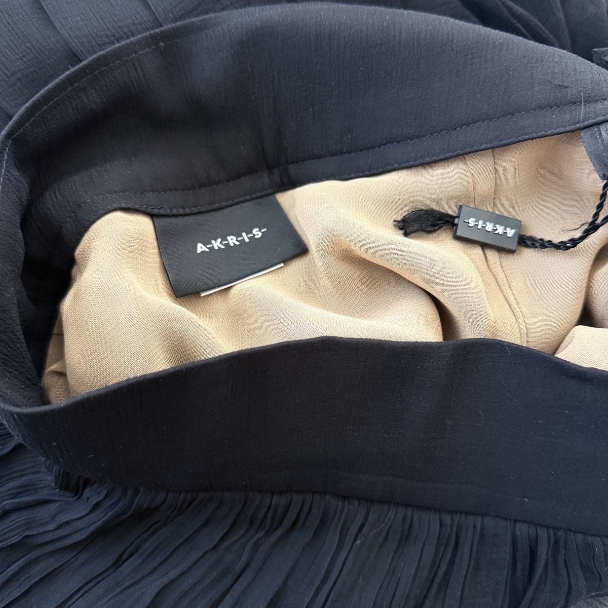 Akris Gonne: AKRIS Silk Skirt – Nuovo (secondo la descrizione) da Emmen venduto da Avviivva_Com2023 5