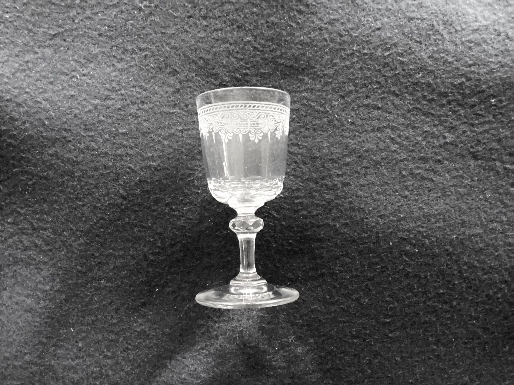 Bicchieri: Alter Glaskelch: Liebhaber- Sammelobjekt – Usato da Muttenz venduto da rob_sc8s 2