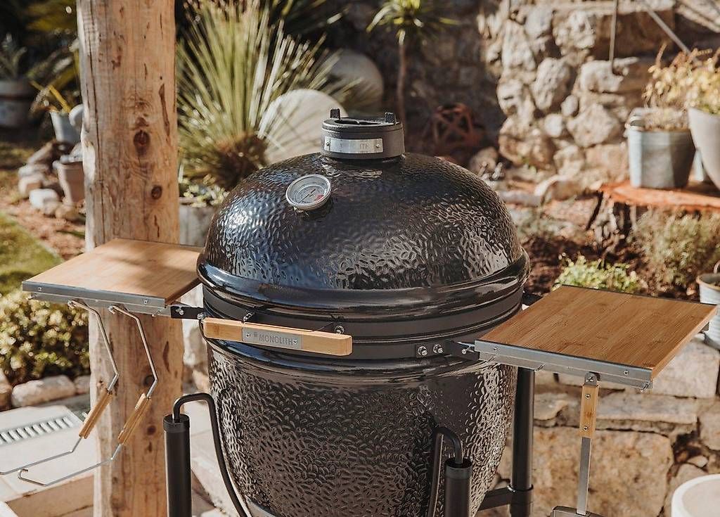 Grills: Barbecue Kamado Monolith One 66 avec Chariot – Gebraucht aus Lausanne von UniDecoCasa 3