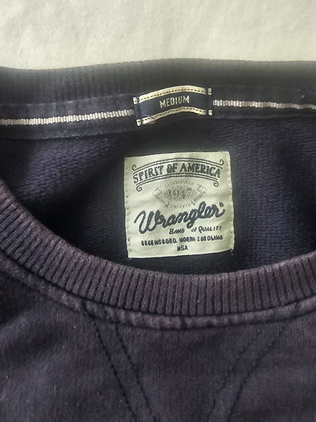 Pullover & Sweatshirts: Herren Sweatshirt Grösse M, dunkelblau – Gebraucht aus Zürich von -iwan- 1