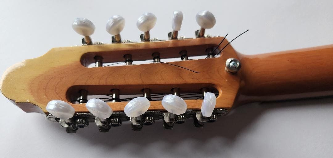 Strumenti musicali: Profi Charango aus Peru + Transportasche, Neu!! – Nuovo (secondo la descrizione) da Lima- Peru venduto da Alpaka-Haus 7