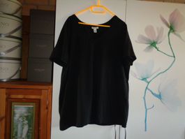 *** Shirt *** von bonprix / Seitenschlitze / Neuwertig