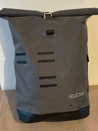 ORTLIEB Commuter Daypack Urban Rucksack Waterproof 27 L