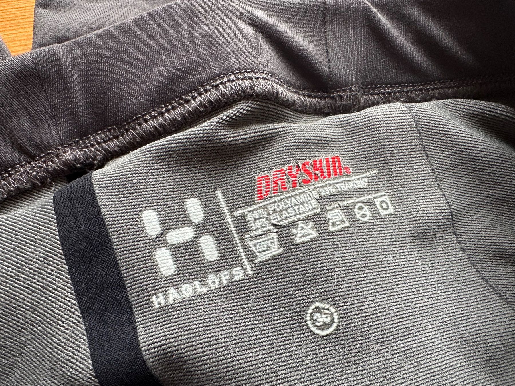 Leggings: haglöfs  Damen Tights Trail Running – Nuovo (secondo la descrizione) da Gersau venduto da Sidharta7 1