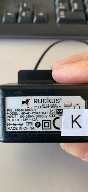 Laufwerke & Adapter: Adapter – Gebraucht aus Wängi von Bmo