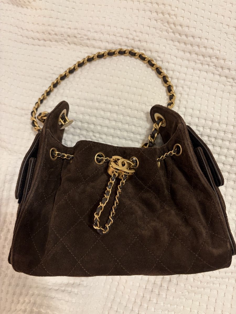 Chanel Borse da donna: Chanel 25 mini Suede Brown – Nuovo (secondo la descrizione) da Brittnau venduto da battulul