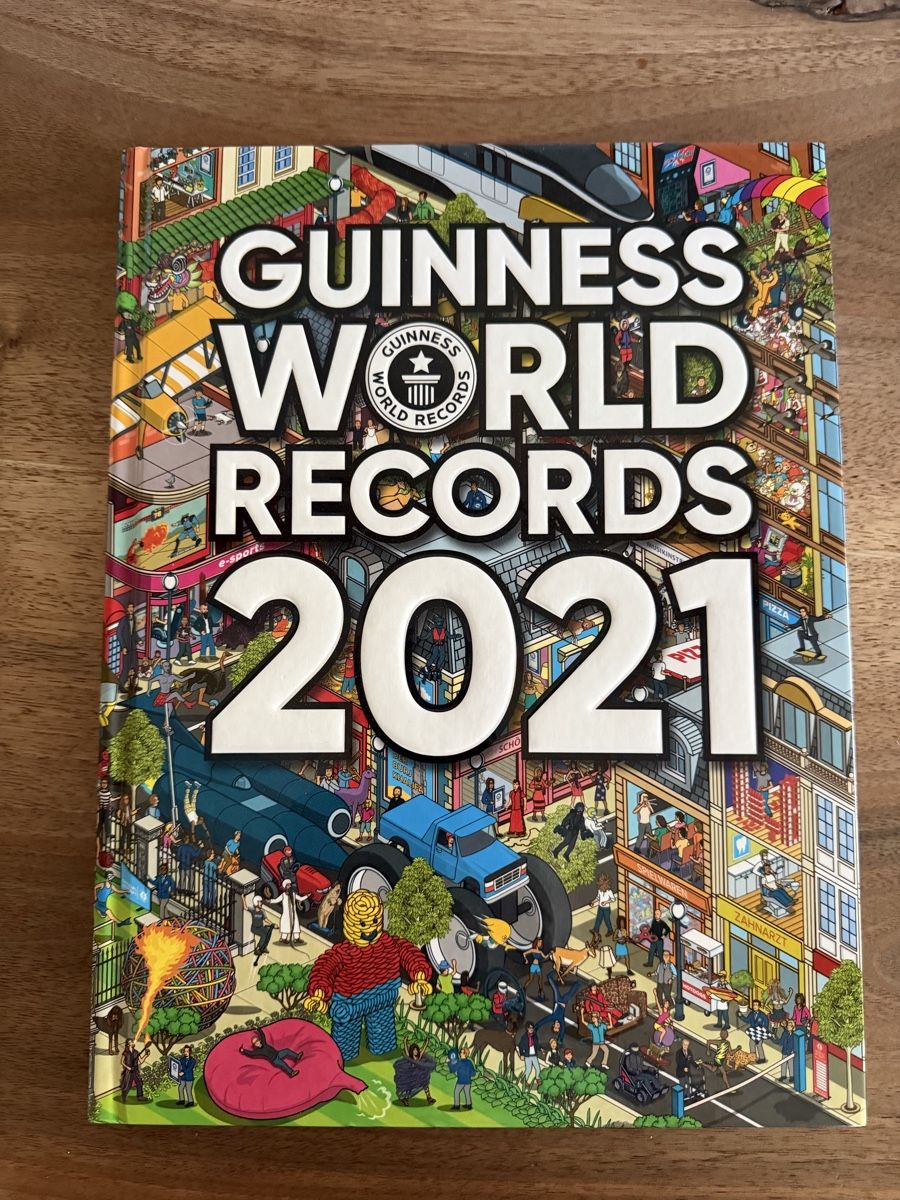 Libri: 2 Guinness World Records Bücher  – Usato da Windlach venduto da est_tp5z