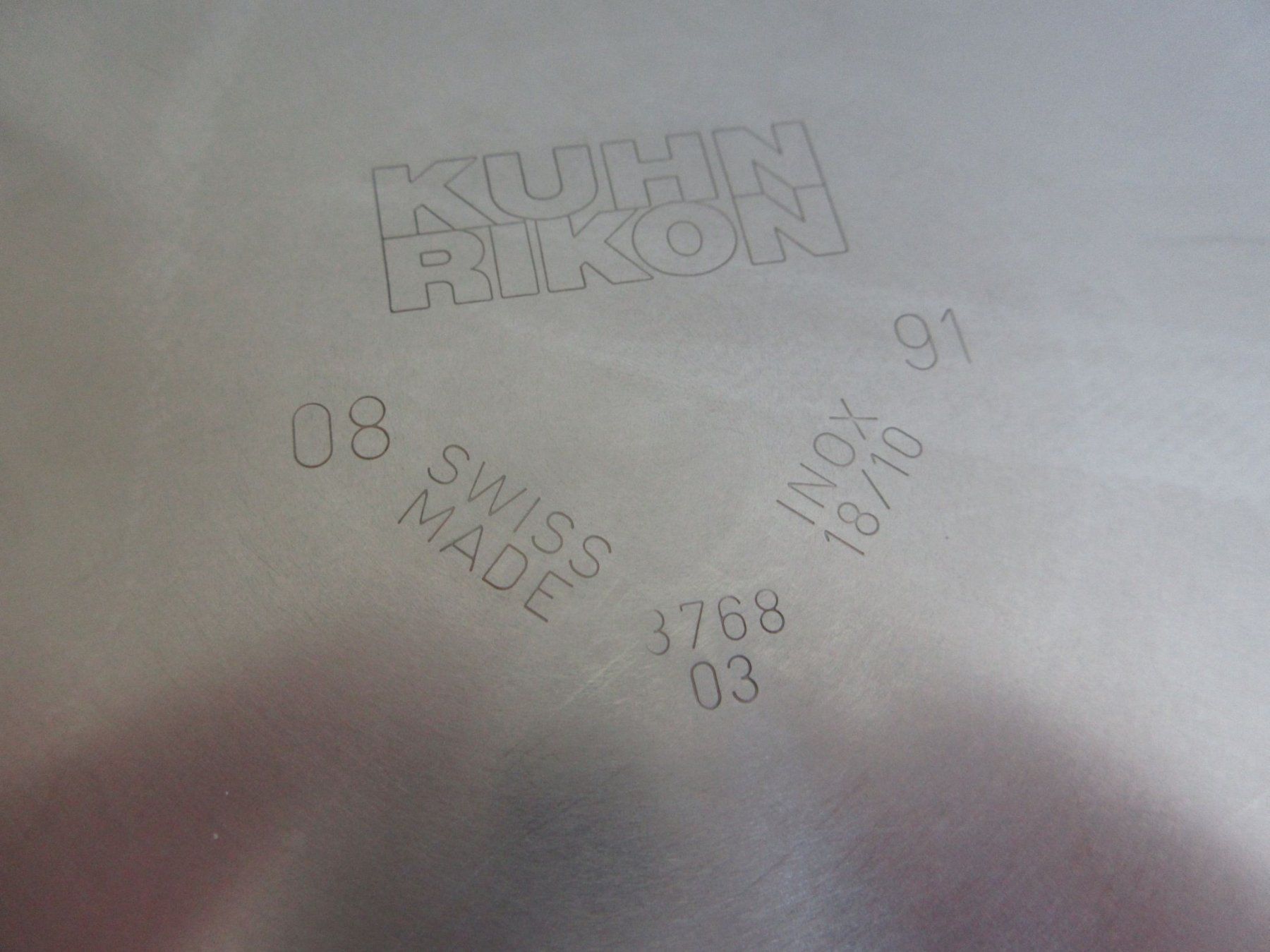 Kuhn Pentole: Kuhn Rikon Topf mit Deckel – Usato da Binningen venduto da Oldfashion 4