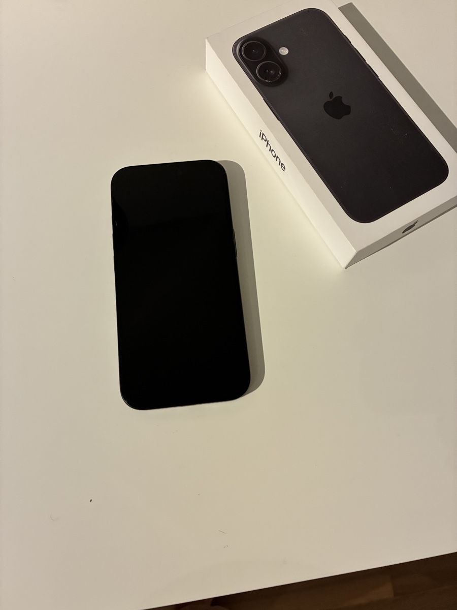Apple Telefoni cellulari / Smartphones: Apple Iphone 16 / Schwarz / 256 GB – Usato da Basel venduto da asprion 5