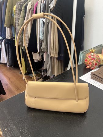 Em-el Tasche neu