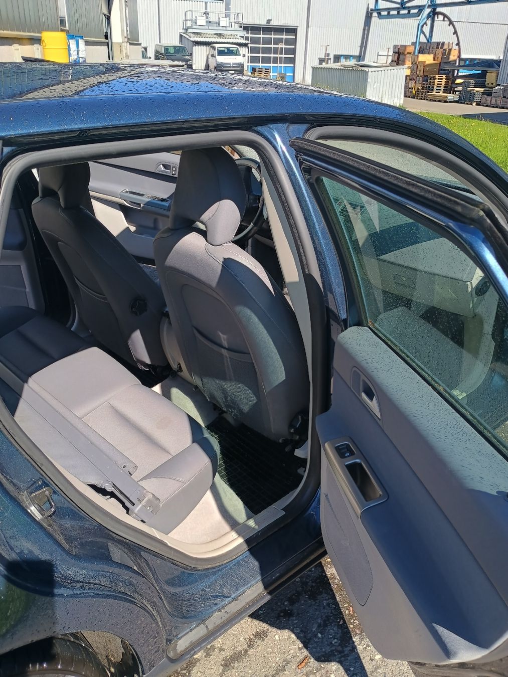 Volvo Autos: Volvo V50 2008 – D'occasion à Flums par vin_ts7v 9