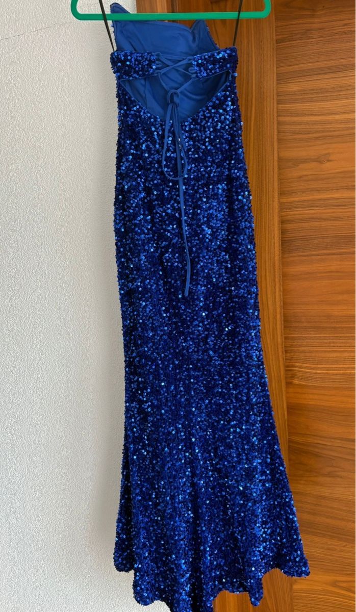 Robes: Robe Taille.S – D'occasion à Delémont par Vendeur_3 1