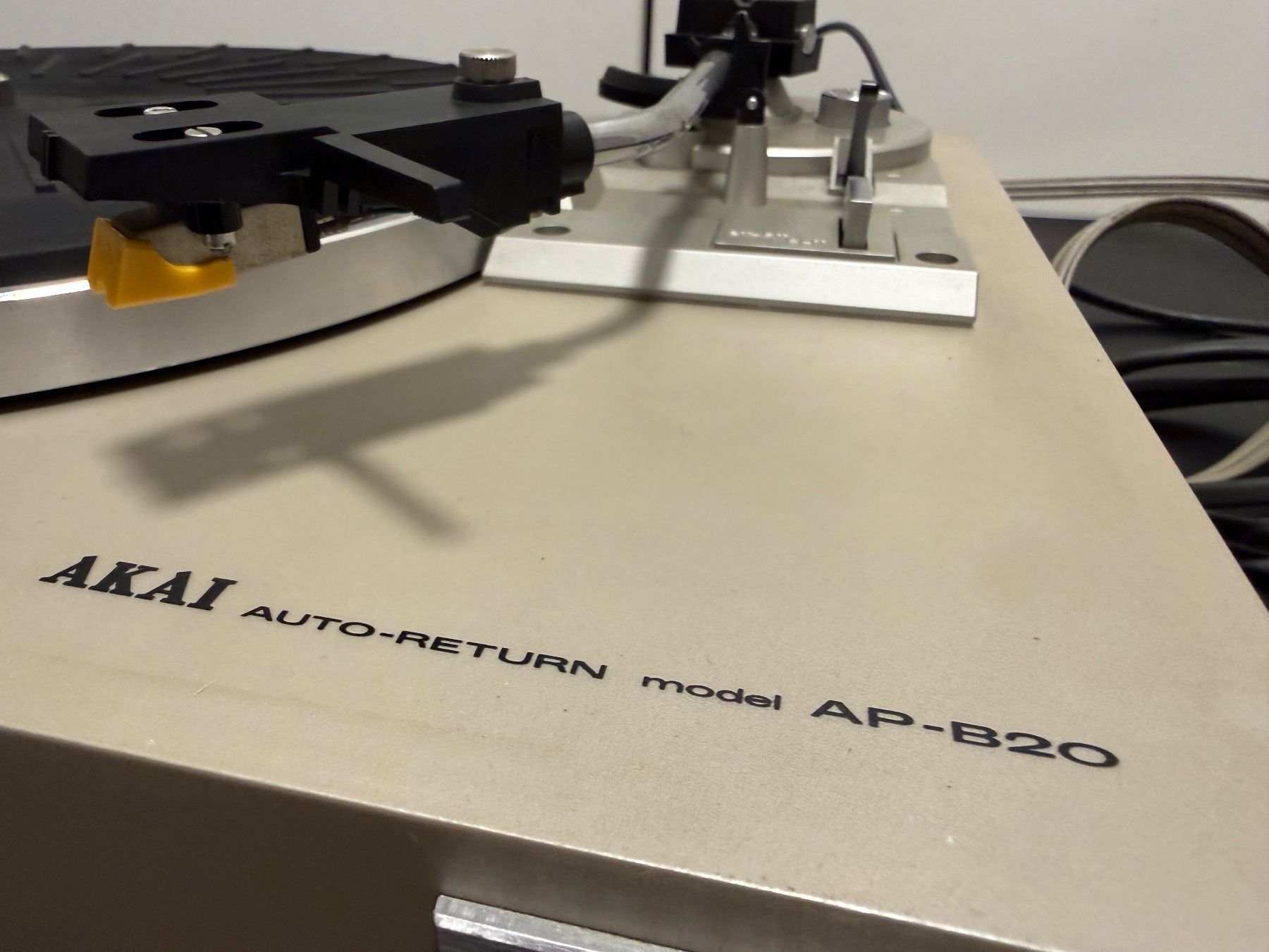 Akai Giradischi: Platine Vinyle Akai AP-B20 Auto-Return | Pointe Neuve – Usato da Marin-Epagnier venduto da EagleOne 2