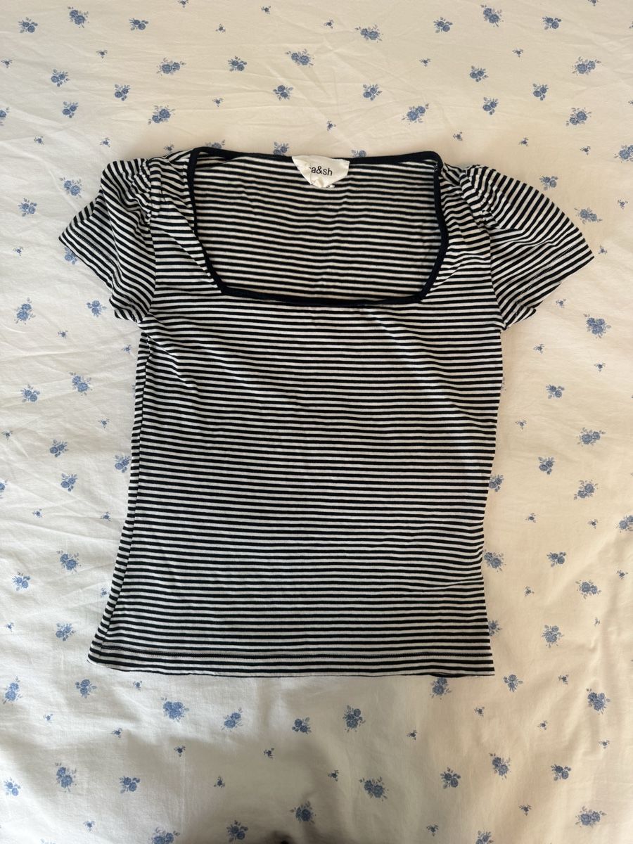 Ba&Sh T-Shirts: Ba&sh  T-Shirt – Gebraucht aus Aarau Rohr von ash_m7hq