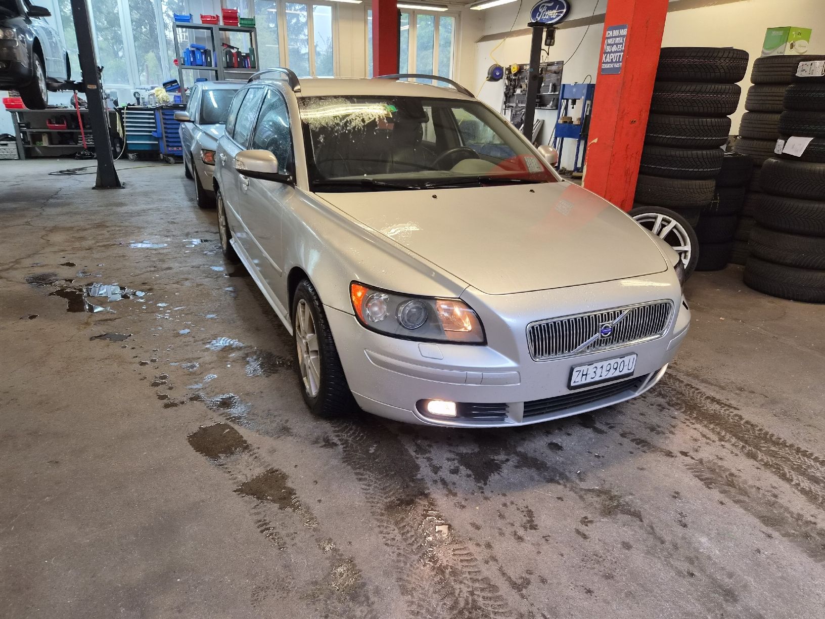 Volvo Autos: Volvo V50 T5  – D'occasion à Hinwil par Service95 1