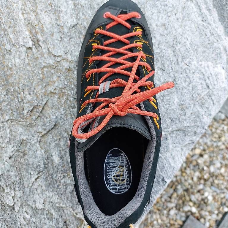 Scarpe da uomo: Wanderschuhe, Bergschuhe, Walkingschuhe Herren, Gr. 45 – Usato da Busswil TG venduto da Bruneweg2 3