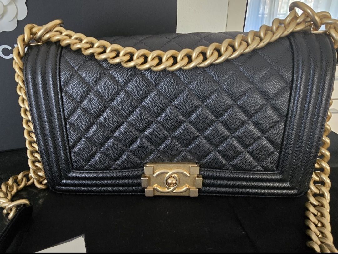 Chanel Borse da donna: Neue Chanel Boy Medium mit Rechnung – Nuovo (secondo la descrizione) da Thalwil venduto da Nikkita2 1