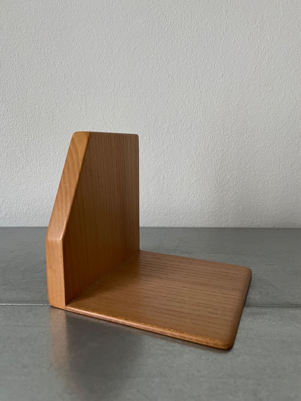 Sonstige Dekorationen & Accessoires: Midcentury Buch Stütze Buchhalter – Gebraucht aus Basel von Amechan. 3