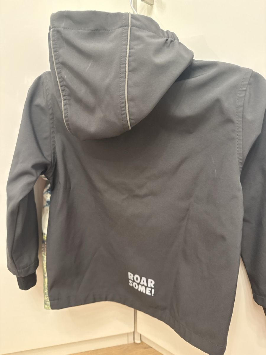 Jacken: Coole Dino-Jacke, Grösse 110 – Gebraucht aus Zollikerberg von mrelephanto78 4
