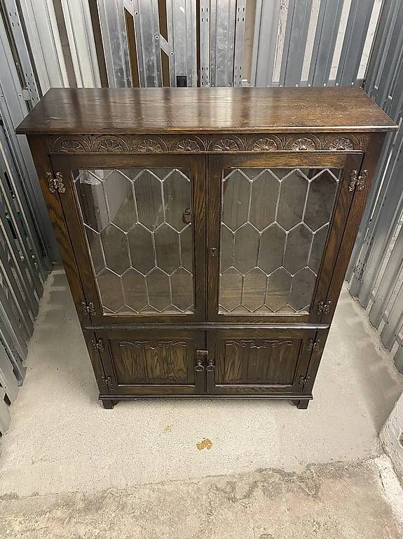 Kommoden: Antike Holzkommode mit Glastüren – Gebraucht aus Zürich von Betojpp87 1