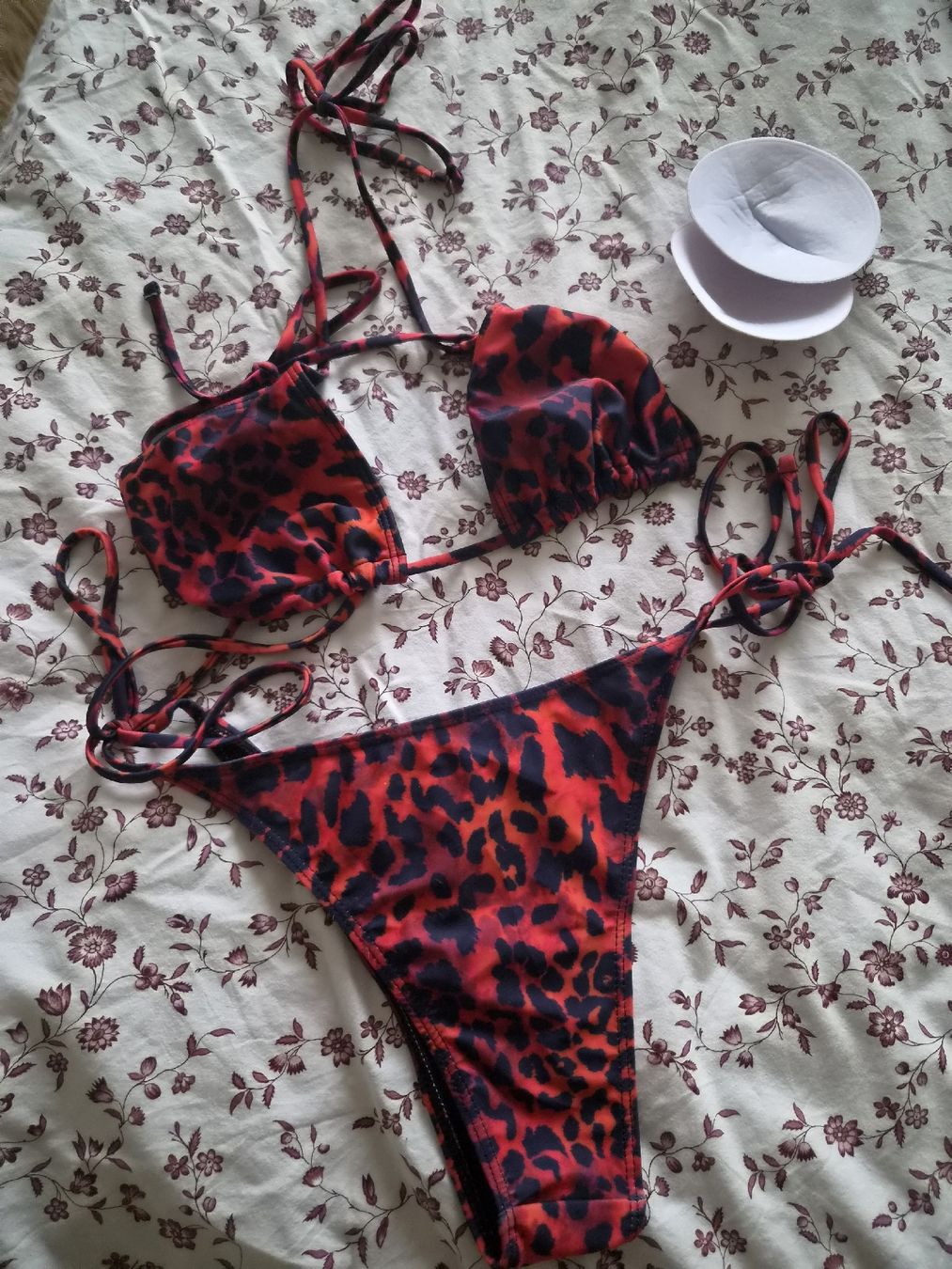 Costumi da bagno & Bikini: Bikini Leoprint M/L Bikini Leo Muster  – Nuovo (secondo la descrizione) da Pratteln venduto da madi1990 2