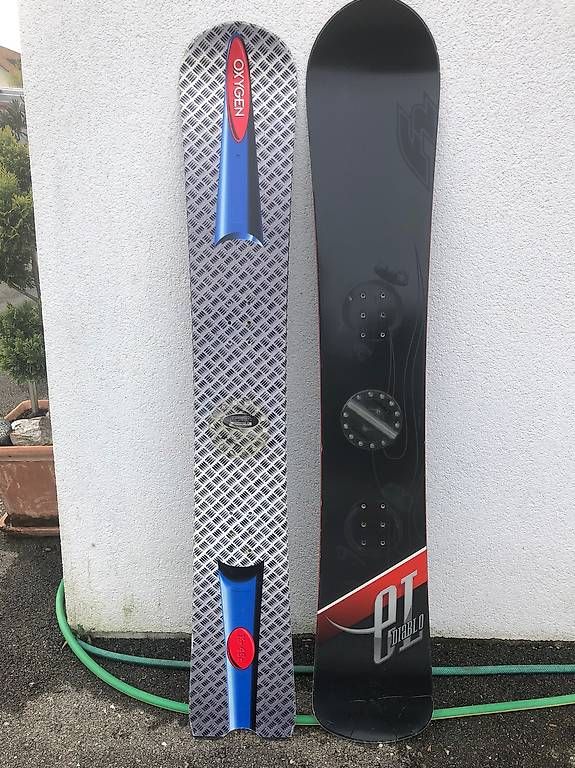 Board: A vendre 2 snowboards  – Usato da Portalban venduto da MURFY11