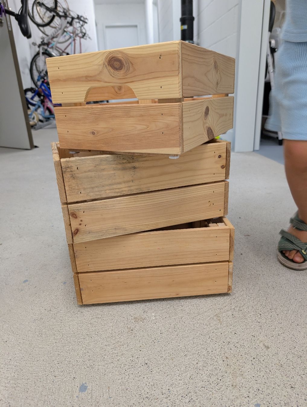 Holzartikel: Ikea KNAGGLIG Box, pine, 23x31x15 cm – Gebraucht aus Zürich von lad_6j8s 1