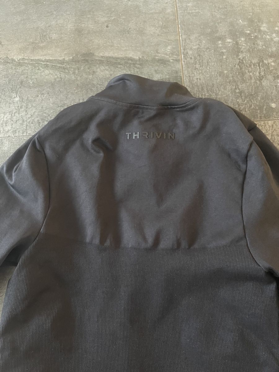Giacche: Thrivin Trainingsjacke Schwarz, neu – Nuovo (secondo la descrizione) da Uzwil venduto da noe_9f9c 2