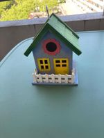 Hübsches Vogelhüsli für den Garten - Top Zustand!