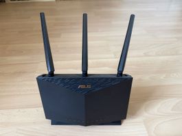 Routeur Wi-Fi ASUS RT-AX86U noir, bon état