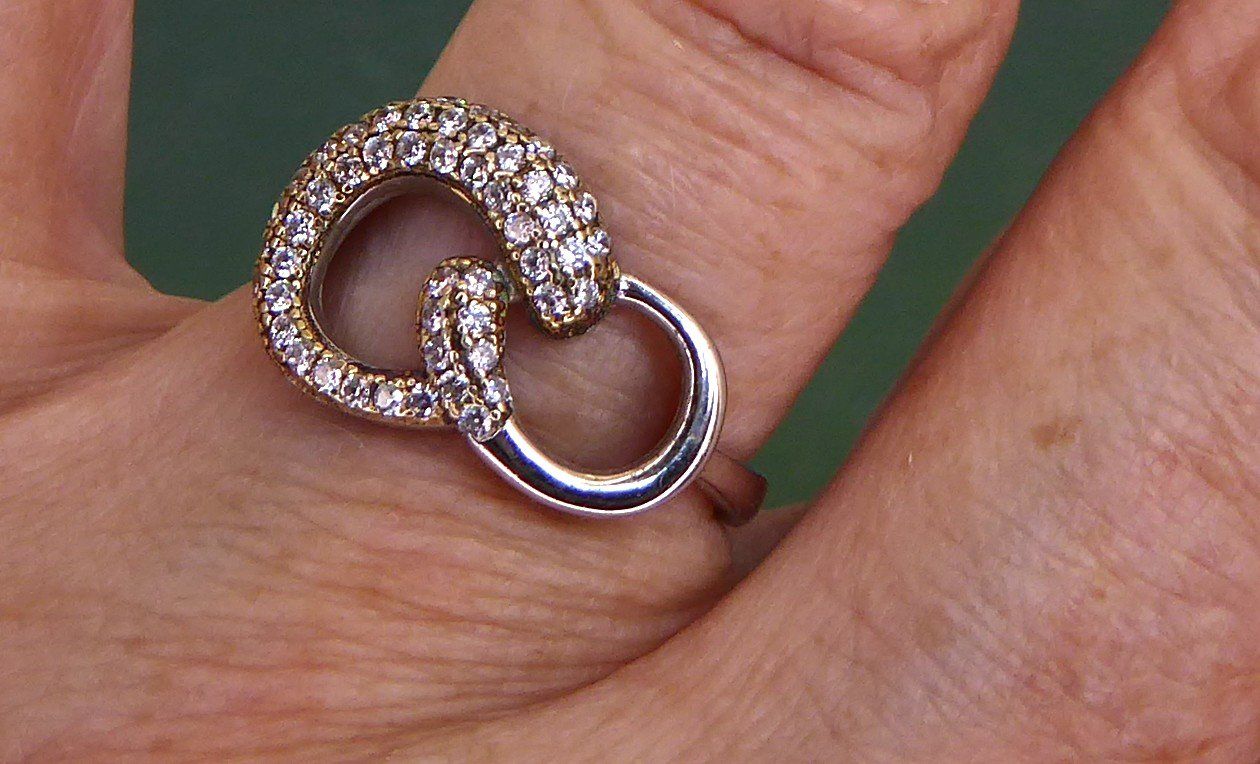 Anelli: Ring 925 Silber mit synthetischen Steinchen rhodiniert – Usato da Muri AG venduto da silvermouse007