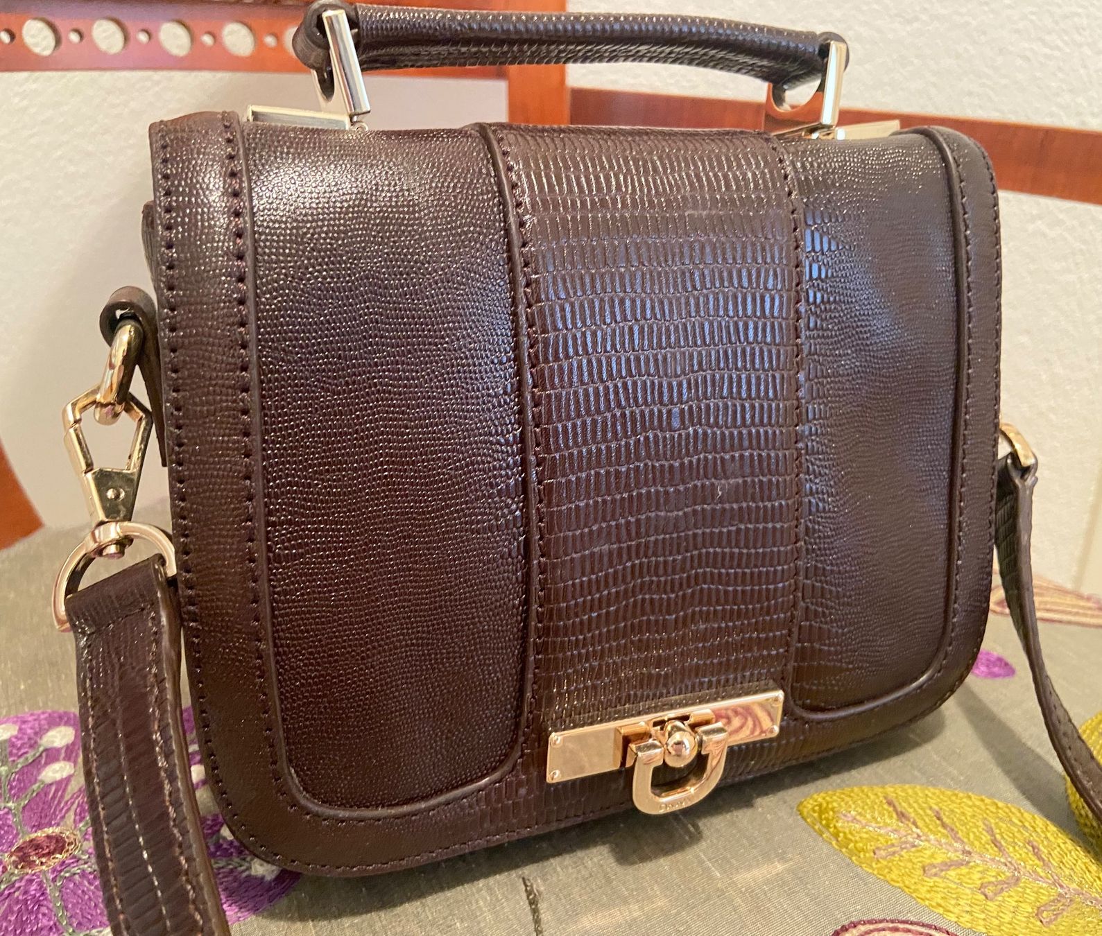 DKNY Borse da donna: Handtasche Brown DKNY – Usato da Zürich venduto da bes_6mnv 1