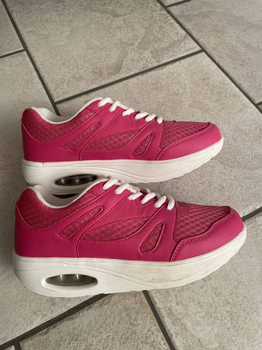 Scarpe da donna: Schuhe Gr.36-37, wie NEUE – Nuovo (secondo la descrizione) da Waltenschwil venduto da lina-04 3