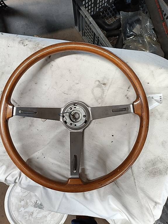 Alle Autoersatzteile: volante Alfa Romeo Giulia Gt Bertone – Gebraucht aus Bironico von aut_v8ks